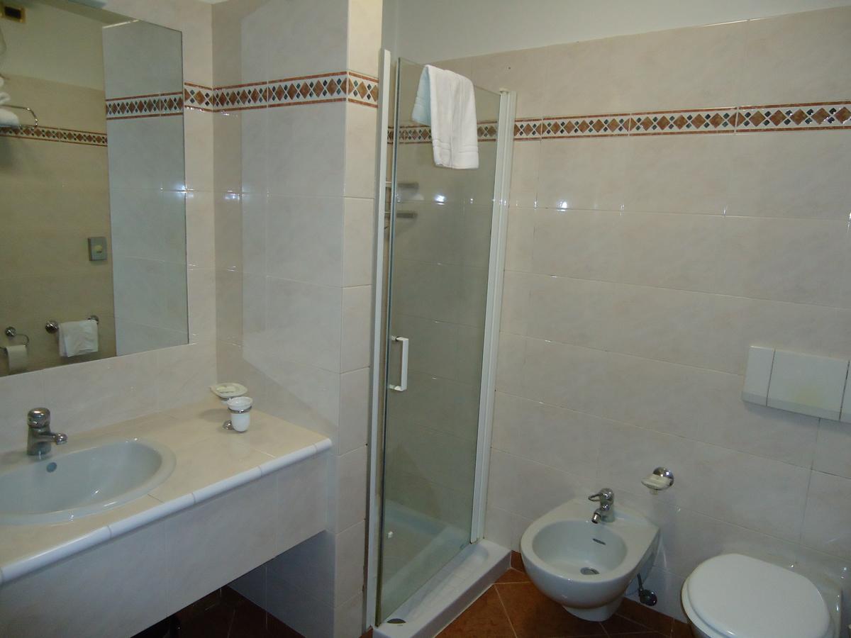 Hotel Paris Castel Goffredo Bagian luar foto